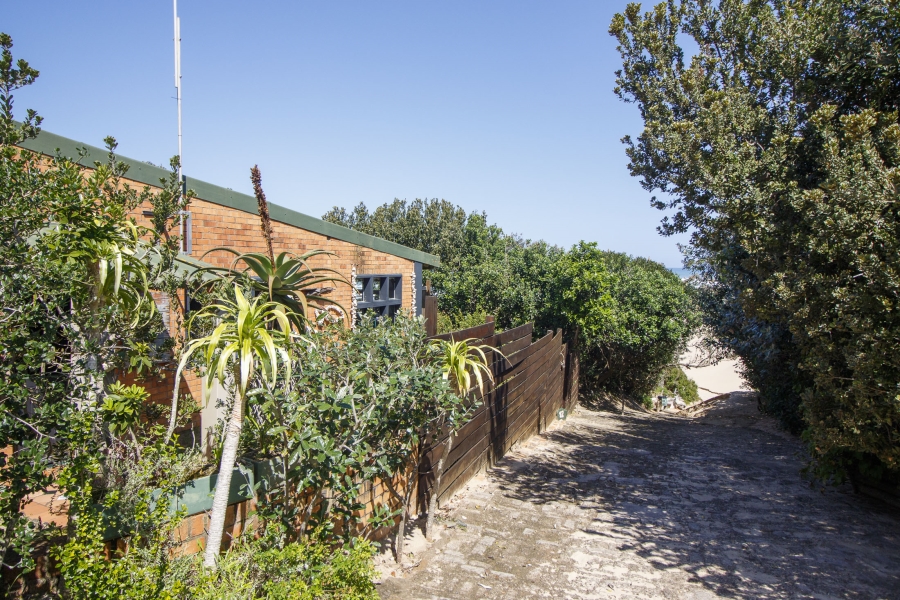 5 Bedroom Property for Sale in Mgwalana Eastern Cape